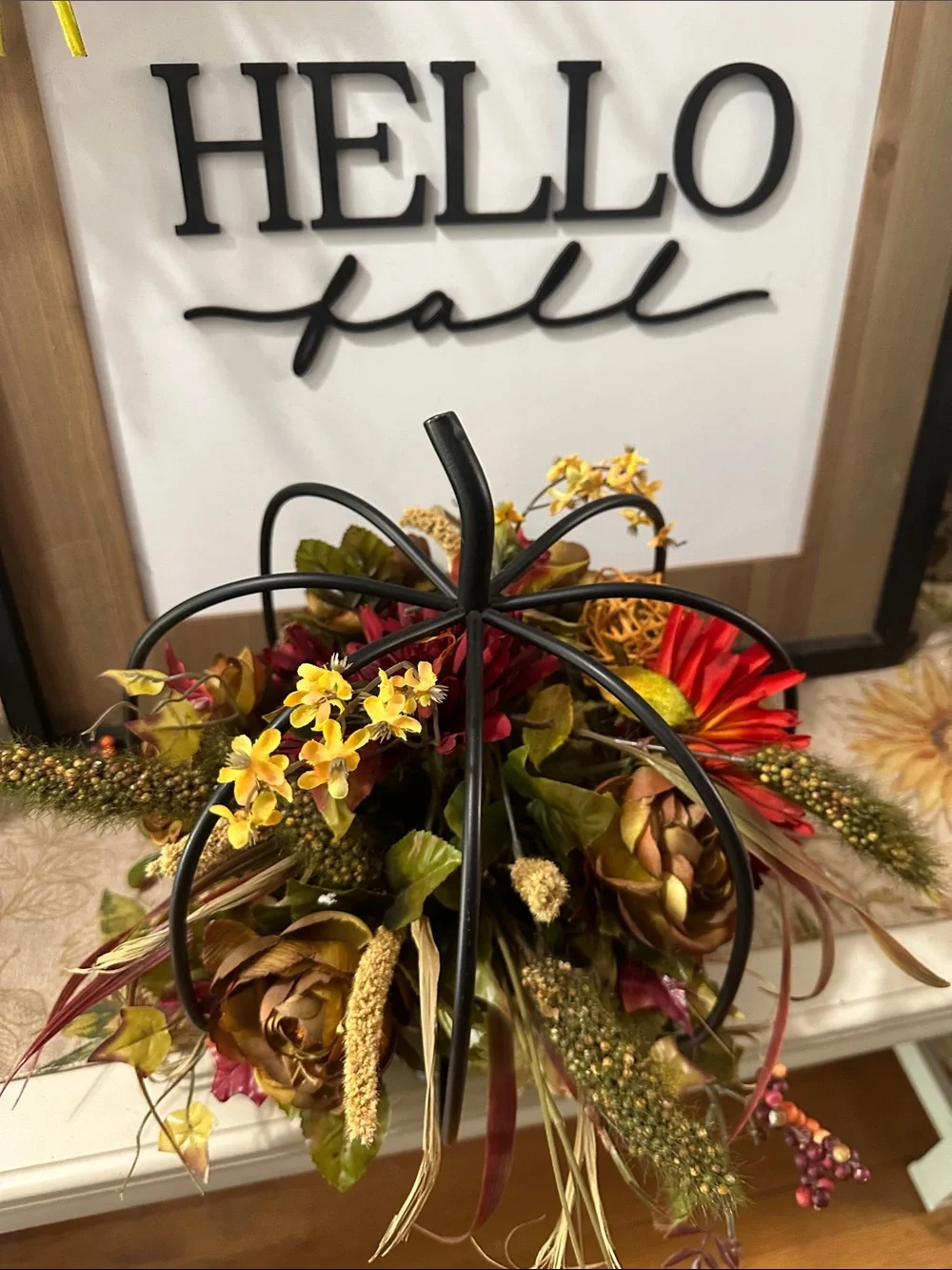 Metal pumpkin floral centerpiece decor